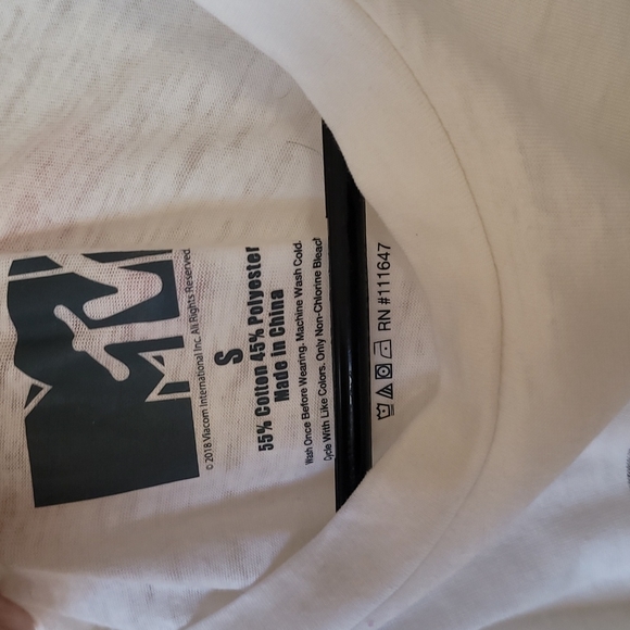 MTV Muscle Tank - Picture 4 of 5